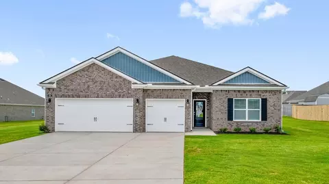 560 Riverdale Dr, Oakland, TN 38060