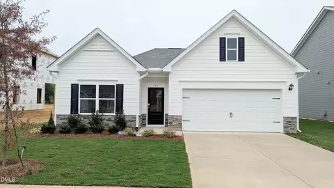 86 Chardonnay Dr, Lillington, NC 27546