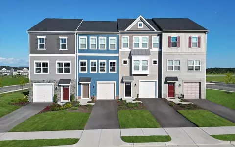 104 Swansong Pl, Winchester, VA 22603