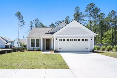 328 Pulaski Dr, Richmond Hill, GA 31324