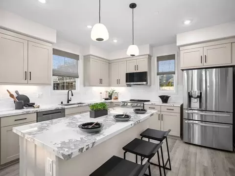 Kitchen - 555 Gregory Way, Glendora, CA 91740 photo 2 of 7