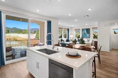 Kitchen - 555 Gregory Way, Glendora, CA 91740 photo 6 of 7
