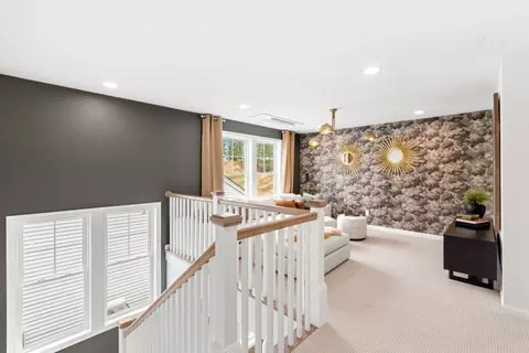 Entry Way - 7 Sandtrap Cir, Walpole, MA 02081 photo 2 of 3