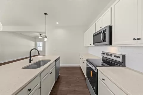 Kitchen - 140 Wolf St, Spring Lake, NC 28390 photo 3 of 8