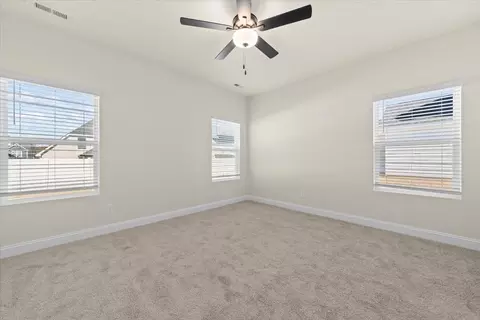 Bedroom - 140 Wolf St, Spring Lake, NC 28390 photo 1 of 11