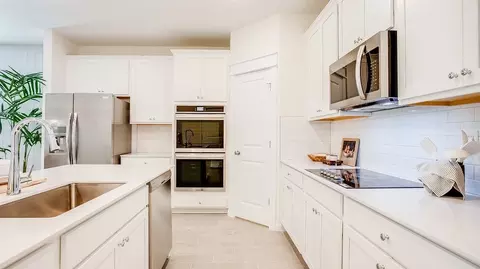 Kitchen - 396 Kingbird Dr, Saint Augustine, FL 32092 photo 2 of 3