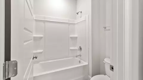 Bath - 9500 Mossy Rd, Biloxi, MS 39532 photo 1 of 5
