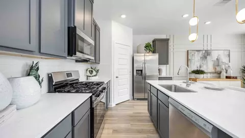 947 Mansfield St, Houston, TX 77091