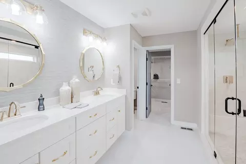 Bath - 7242 Otley Dr, Wetherington, OH 45069 photo 1 of 5