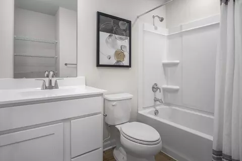Bath - 36 Peter Christopher Ct, Wickliffe, OH 44092 photo 1 of 2