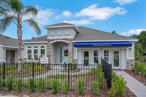 942 Sunshower Dr, Lady Lake, FL 32159