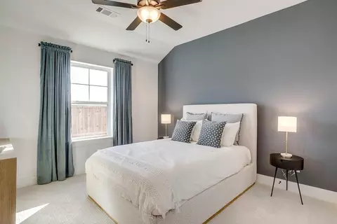 Bedroom - 116 Ama Ln, Midlothian, TX 76065 photo 2 of 6