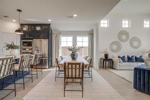 Dining - 116 Ama Ln, Midlothian, TX 76065 photo 2 of 4