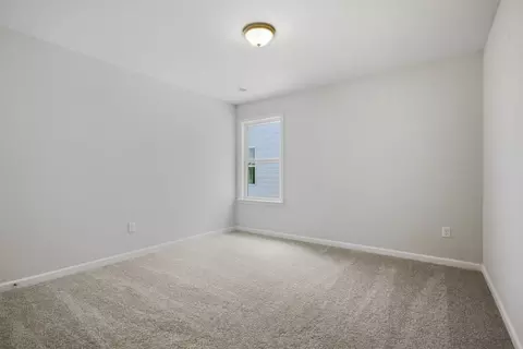 Bedroom - 557 Hydrangea St, Seneca, SC 29678 photo 9 of 9