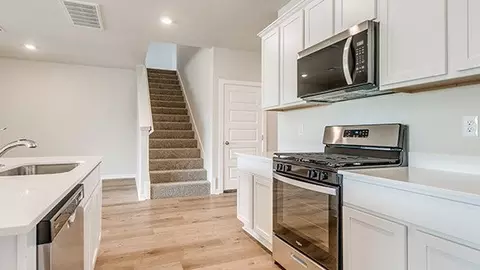 Kitchen - 217 Rome Ter, Tuttle, OK 73089 photo 3 of 7