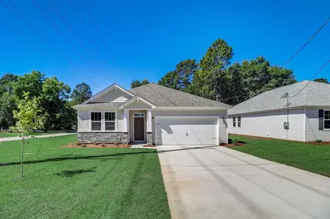 Exterior - 732 8th Ave N, Myrtle Beach, SC 29588 photo 4 of 4
