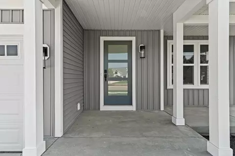 Exterior - 14103 Ambrosia Ave, Dewitt, MI 48820 photo 4 of 16