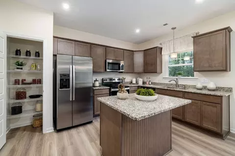 Kitchen - 27 Cribbs Ln, Middlesex, NC 27557 photo 1 of 6