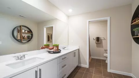 Bath - 27391 Two Cellos Way, Menifee, CA 92585 photo 4 of 5