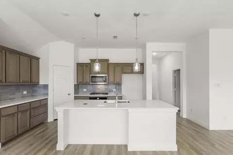 Kitchen - 1004 Joy Mill Pl, Lavon, TX 75166 photo 2 of 3