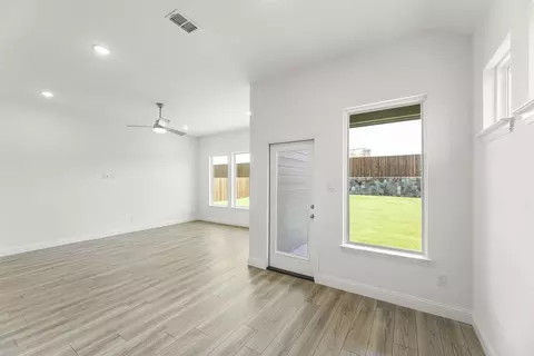 Living - 1004 Joy Mill Pl, Lavon, TX 75166 photo 5 of 7