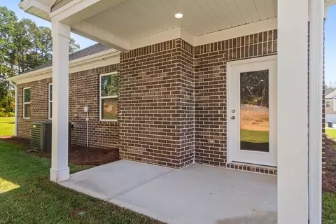 Exterior - 1188 Summer Duck Loop, Florence, SC 29501 photo 2 of 3