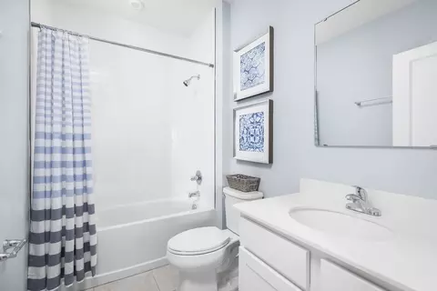 Bath - 545 171st St E, Bradenton, FL 34212 photo 2 of 2