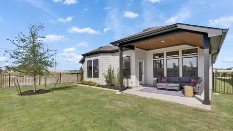Exterior - 201 Verdin Ave, Kyle, TX 78640 photo 9 of 10