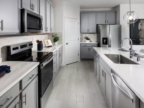 Kitchen - 516 Spruce Way, Oakley, CA 94561 photo 2 of 2
