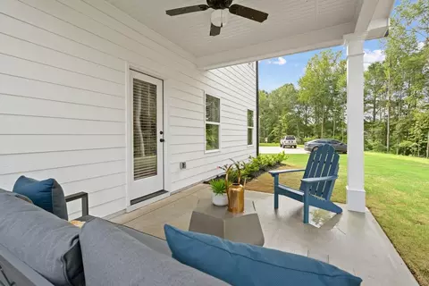 Exterior - 301 Shantz Way, Byron, GA 31008 photo 10 of 24