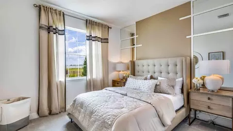 Bedroom - 17135 James Trl, Parrish, FL 34219 photo 2 of 6