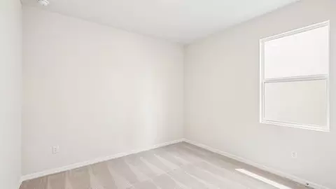 Bedroom - 17135 James Trl, Parrish, FL 34219 photo 5 of 9