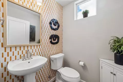 Bath - 400 Millwall Cir, Castle Pines, CO 80108 photo 1 of 3