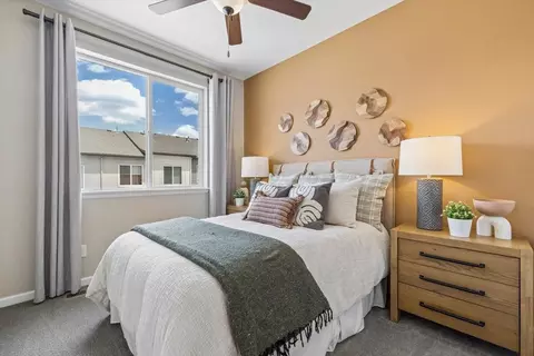 Bedroom - 400 Millwall Cir, Castle Pines, CO 80108 photo 4 of 4