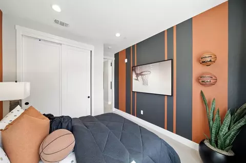 Bedroom - 1617 Clement Ave, Alameda, CA 94501 photo 2 of 9