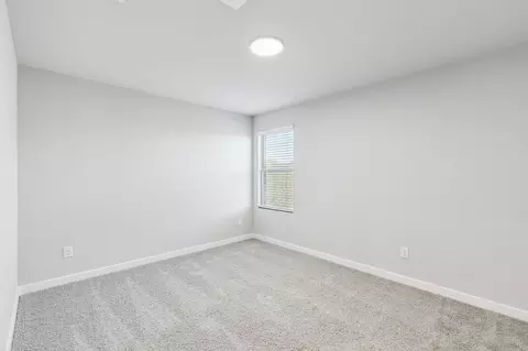 Bedroom - 857 Rockcloud Dr, Haslet, TX 76052 photo 7 of 17
