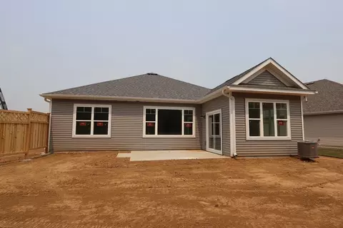 537 Tulare Ter, Newport, MN 55055