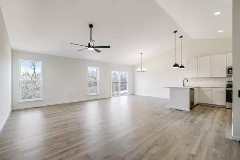 Living - 206 Century Farm Dr, Union, MO 63084 photo 3 of 6