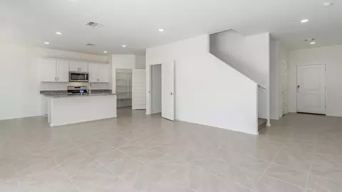 Living - 6247 E Campolina Trl, Tucson, AZ 85756 photo 3 of 5