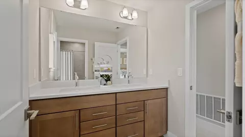 Bath - 30237 Rustic Mill St, Mount Dora, FL 32757 photo 8 of 11