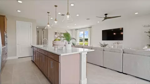Kitchen - 30237 Rustic Mill St, Mount Dora, FL 32757 photo 4 of 6