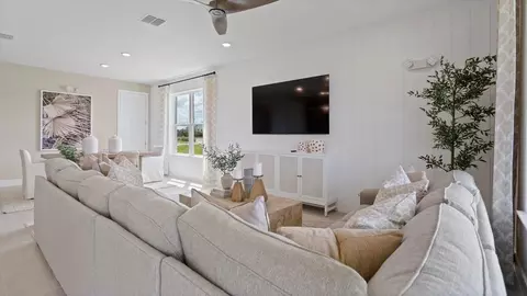 Living - 30237 Rustic Mill St, Mount Dora, FL 32757 photo 5 of 5