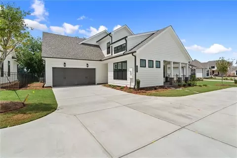585 Gavitt Dr, Cumming, GA 30040