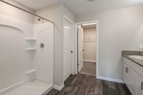Bath - 5512 Taverna Loop, Winter Haven, FL 33884 photo 3 of 3