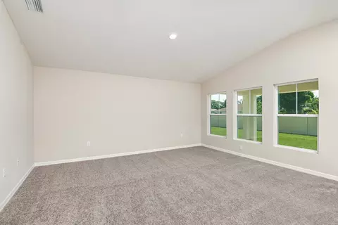 Living - 5512 Taverna Loop, Winter Haven, FL 33884 photo 2 of 5