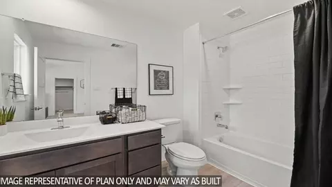 Bath - 4212 Marigold Meadows Ct, Conroe, TX 77303 photo 5 of 7