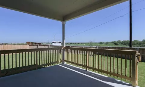 415 Nottabi Rd, Adkins, TX 78101
