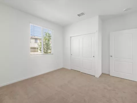 Bedroom - 2355 Emma Dr, Manteca, CA 95337 photo 4 of 5