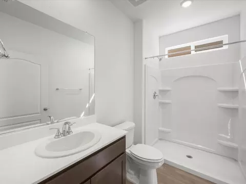 Bath - 2355 Emma Dr, Manteca, CA 95337 photo 4 of 5
