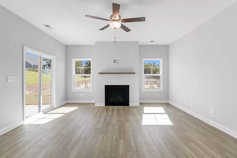 Living - 700 Long Point Rd, Vass, NC 28394 photo 10 of 15